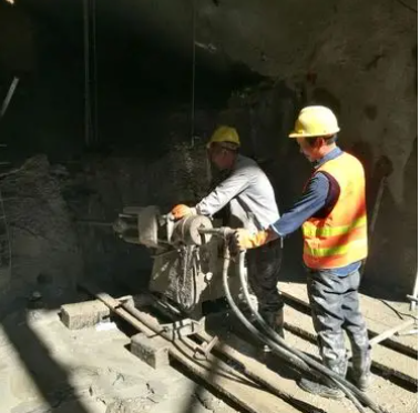 汨罗水下抗分散灌浆料特点 水下不分散注浆料介绍